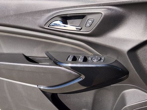 New 2026 Chevrolet Trax ACTIV w/ Driver Confidence Package image 17