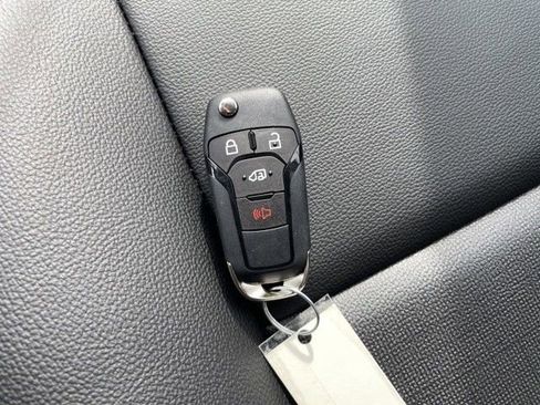 New 2025 Ford Transit 250 148 Medium Roof image 23