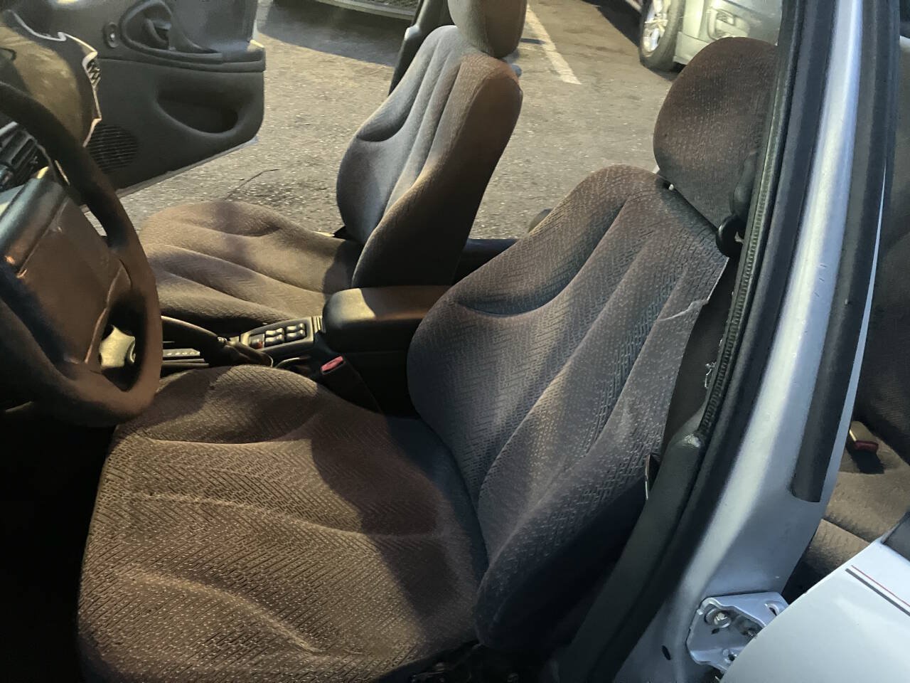 Used 2002 Chevrolet Cavalier LS Sport FWD image 24