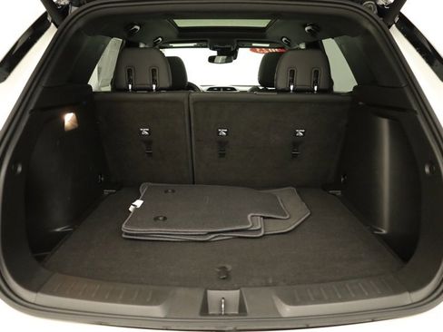 Used 2023 Chevrolet TrailBlazer RS w/ Sun and Liftgate Package image 35