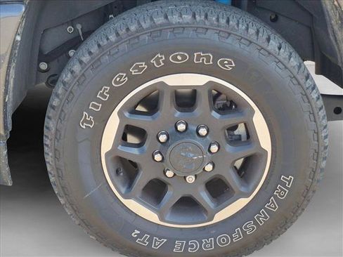 Used 2025 RAM 2500 Laramie AWD/4WD image 9