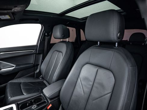 Used 2020 Audi Q3 2.0T Premium w/ Convenience Package image 13