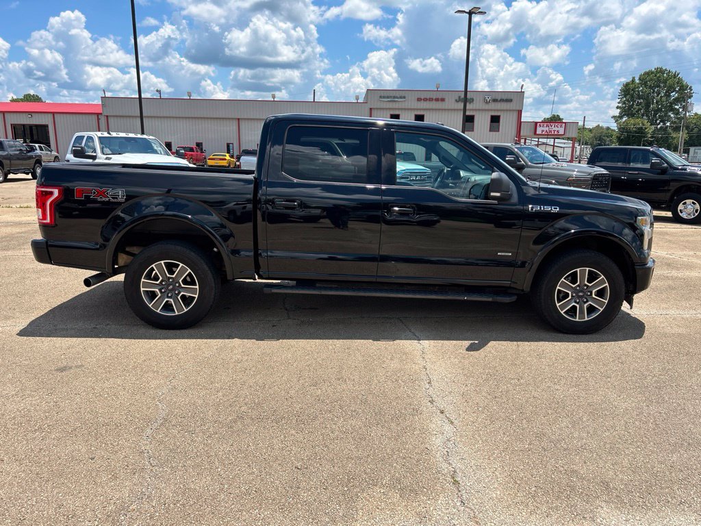 Used 2017 Ford F150 XLT w/ Equipment Group 302A Luxury AWD/4WD image 6