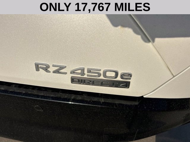 Used 2024 Lexus RZ 450e Premium w/ Accessory Package (2T) AWD/4WD image 4