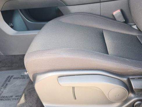 Used 2025 Hyundai Santa Fe SE image 24