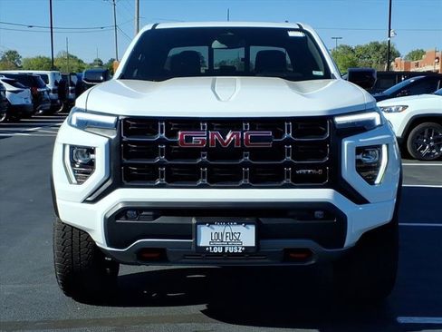 Used 2024 GMC Canyon AT4 w/ Canyon Safety Plus Package image 32