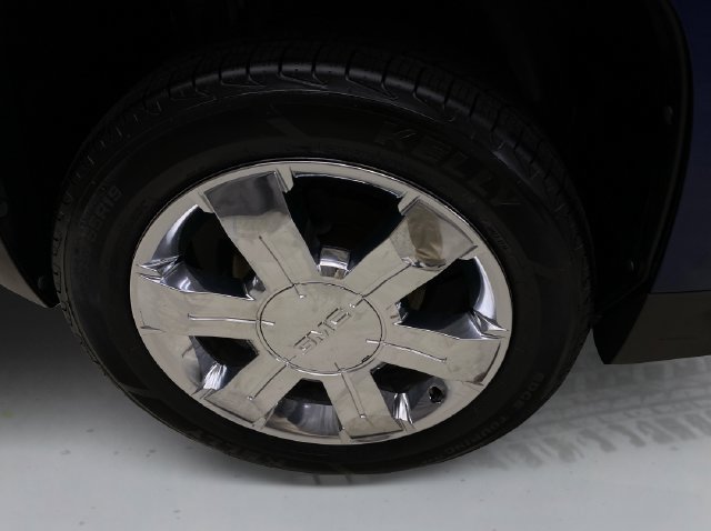 Used 2010 GMC Terrain SLE FWD image 18