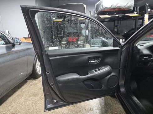 Used 2023 Honda HR-V EX-L image 29