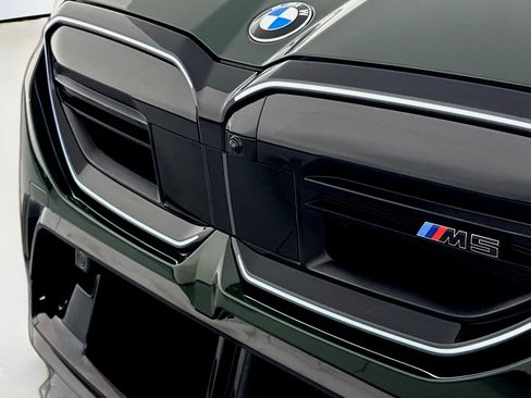 Used 2026 BMW M5 w/ Carbon Package image 13