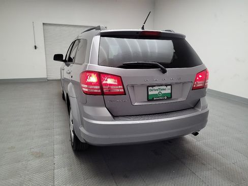 Used 2017 Dodge Journey SE w/ Flexible Seating Group FWD image 6