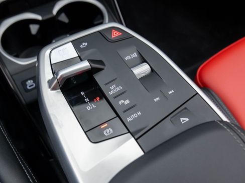 Certified 2025 BMW X1 xDrive28i image 19