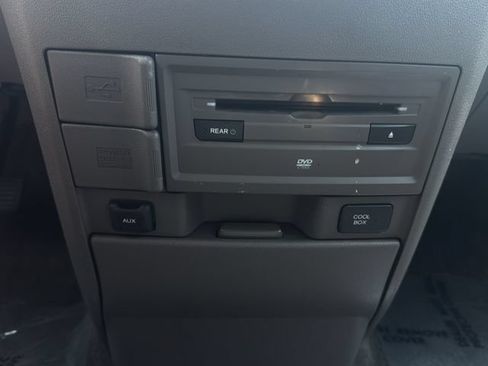 Used 2016 Honda Odyssey Touring Elite image 38