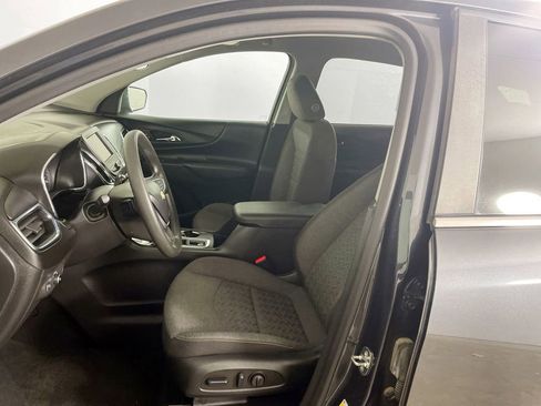 Used 2023 Chevrolet Equinox LT image 12