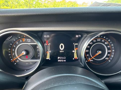 Used 2019 Jeep Wrangler Unlimited Sport S image 27