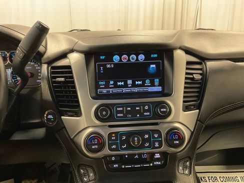 Used 2019 GMC Yukon SLT AWD/4WD image 27