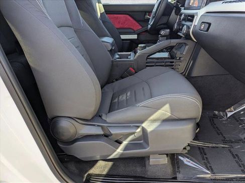 Used 2024 Toyota Tacoma TRD Sport image 20