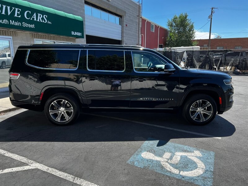 Used 2024 Jeep Grand Wagoneer L 4WD image 8
