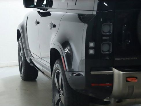 Used 2021 Land Rover Defender 110 X image 6