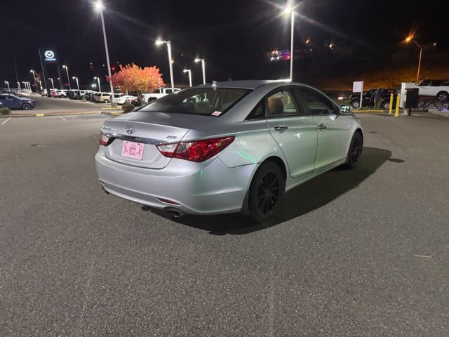 Used 2013 Hyundai Sonata SE FWD image 3