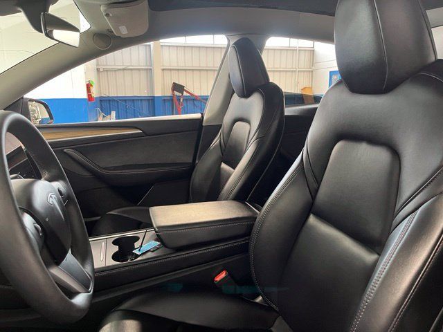 Used 2023 Tesla Model Y Long Range AWD/4WD image 24