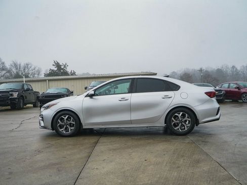 Used 2019 Kia Forte LXS image 32