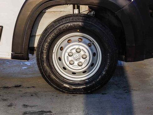 Used 2023 RAM ProMaster 2500 w/ Premium Convenience Group (B) FWD image 11