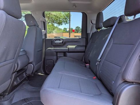 Used 2021 Chevrolet Silverado 2500 LT AWD/4WD image 14
