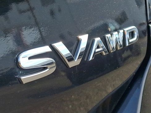 Used 2018 Nissan Rogue SV AWD/4WD image 33