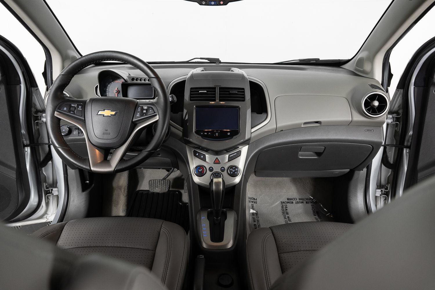 Used 2015 Chevrolet Sonic LTZ FWD image 28