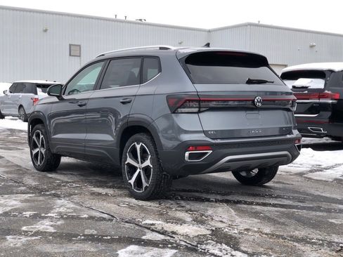 New 2026 Volkswagen Taos SEL AWD/4WD image 4