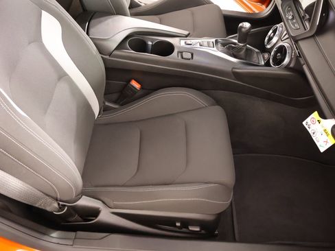 Used 2022 Chevrolet Camaro LT w/ RS Package image 12