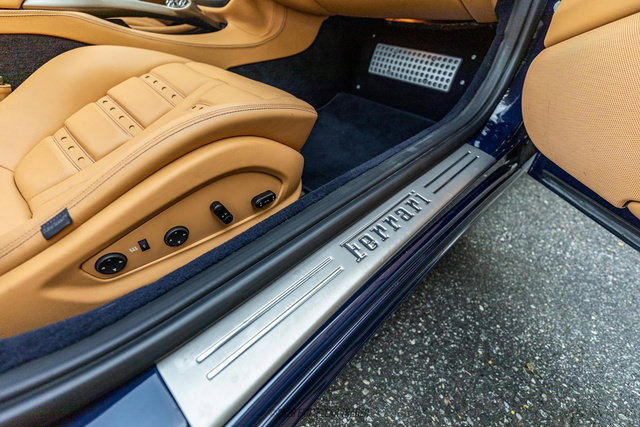 Used 2012 Ferrari California RWD image 50