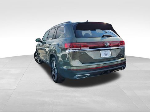 Used 2026 Volkswagen Atlas SEL AWD/4WD image 4