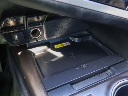Used 2024 Toyota Camry XSE FWD image 17