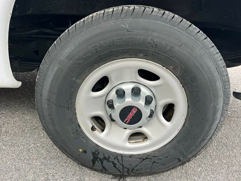 Used 2018 GMC Savana 2500 Extended image 26