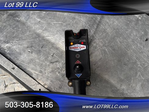 Used 2019 Chevrolet Express 3500 w/ Driver Convenience Package image 54