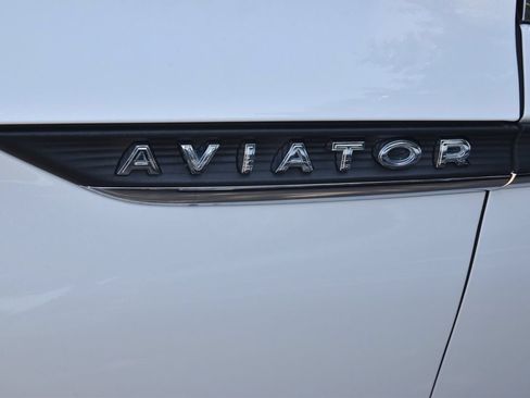 Used 2022 Lincoln Aviator Reserve w/ Equipment Group 201A AWD/4WD image 41