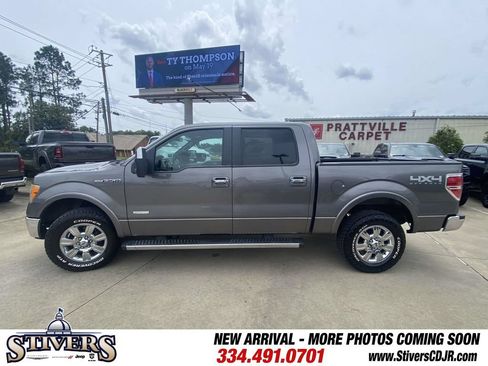Used 2011 Ford F150 Lariat w/ Lariat Chrome Pkg AWD/4WD image 5