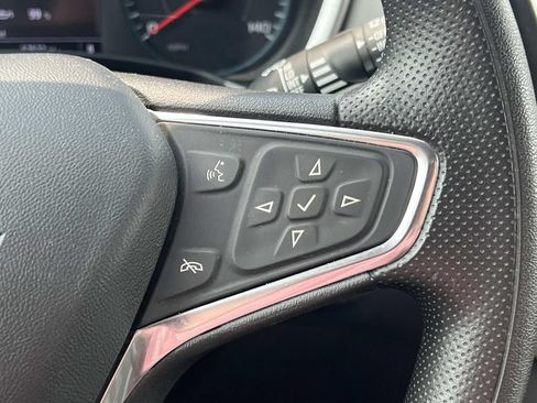 Used 2021 Chevrolet Equinox LS w/ LS Convenience Package FWD image 20