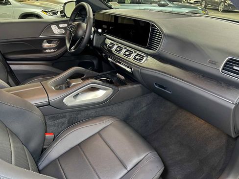 New 2026 Mercedes-Benz GLE 450 4MATIC Coupe image 11
