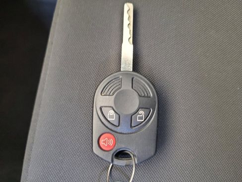 Used 2014 Ford Escape S FWD image 32