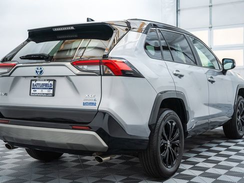 Certified 2024 Toyota RAV4 XSE AWD/4WD image 5