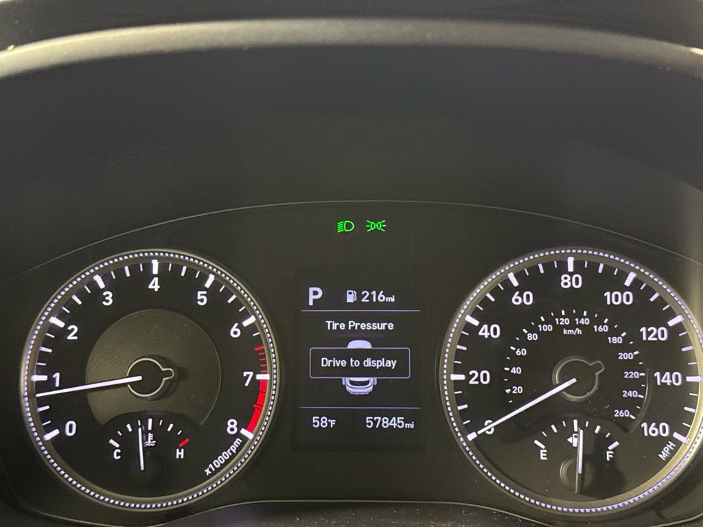 Used 2020 Hyundai Santa Fe SE AWD/4WD image 28