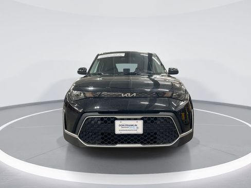 Used 2023 Kia Soul LX w/ LX Technology Package image 3