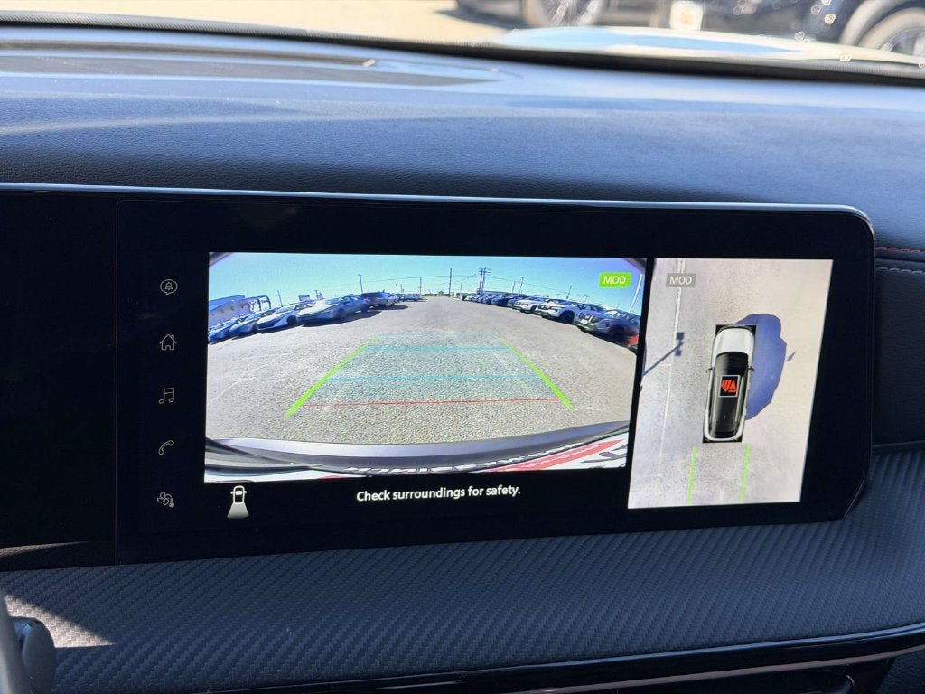 Certified 2025 Nissan Kicks SR AWD/4WD image 25
