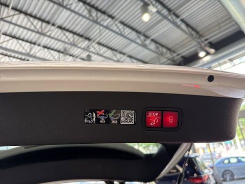 Certified 2025 Mercedes-Benz GLC 300 4MATIC image 28