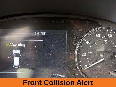 Used 2024 Nissan Kicks SR image 12