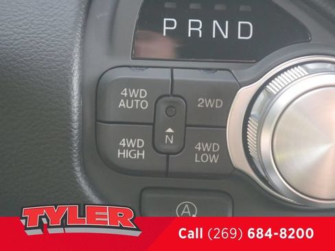 New 2026 RAM 1500 Laramie AWD/4WD image 31