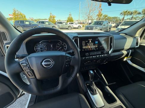 New 2026 Nissan Frontier SV image 19