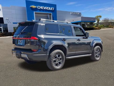 Used 2025 Lexus GX 550 w/ Accessory Package (CT) AWD/4WD image 25